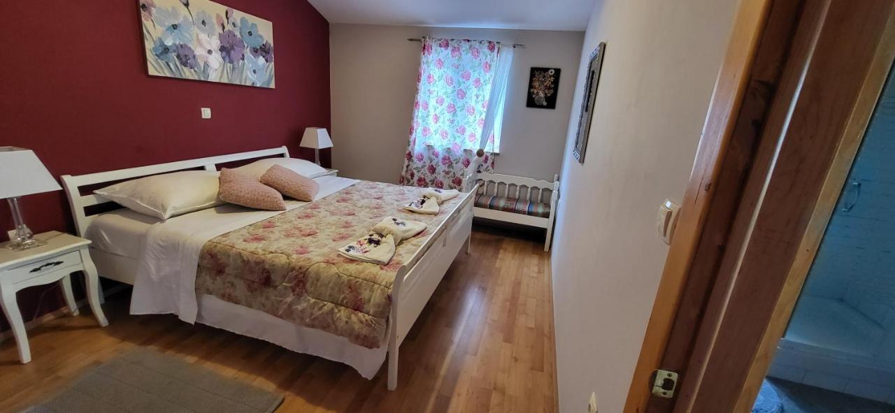 Ina By The Sea Apartment Luka  ภายนอก รูปภาพ